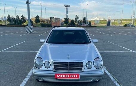 Mercedes-Benz E-Класс, 1998 год, 600 000 рублей, 10 фотография