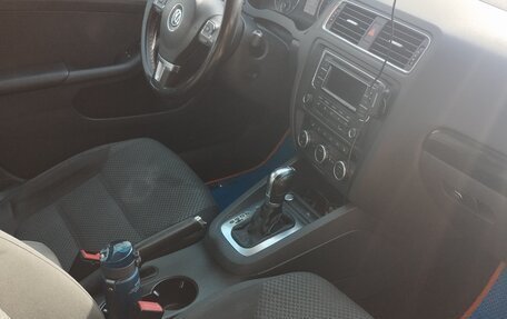 Volkswagen Jetta VI, 2013 год, 1 100 000 рублей, 10 фотография