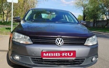 Volkswagen Jetta VI, 2013 год, 1 100 000 рублей, 5 фотография