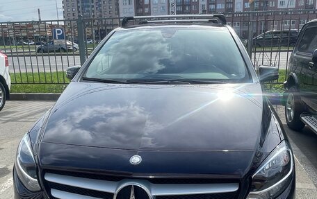 Mercedes-Benz B-Класс, 2015 год, 1 650 000 рублей, 3 фотография