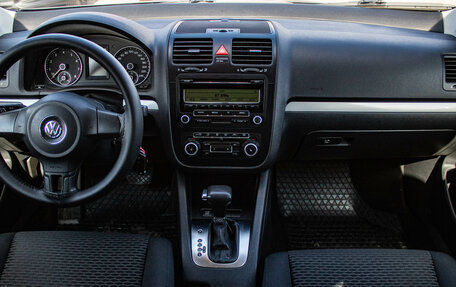 Volkswagen Jetta VI, 2010 год, 849 000 рублей, 5 фотография