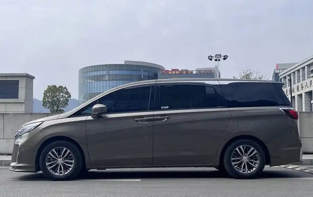 Buick GL8, 2022 год, 3 200 000 рублей, 4 фотография