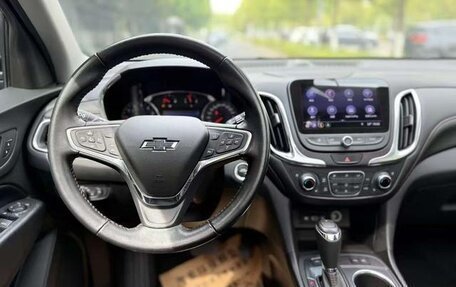 Chevrolet Equinox III, 2020 год, 2 100 300 рублей, 8 фотография