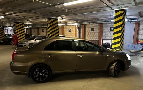 Toyota Avensis III рестайлинг, 2005 год, 750 000 рублей, 4 фотография