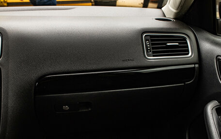 Volkswagen Jetta VI, 2013 год, 1 039 000 рублей, 8 фотография