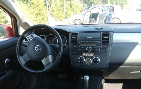 Nissan Tiida, 2011 год, 2 фотография
