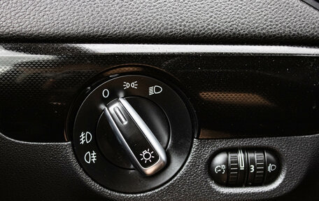 Volkswagen Jetta VI, 2013 год, 1 039 000 рублей, 15 фотография