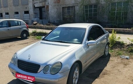 Mercedes-Benz C-Класс, 2003 год, 550 000 рублей, 9 фотография