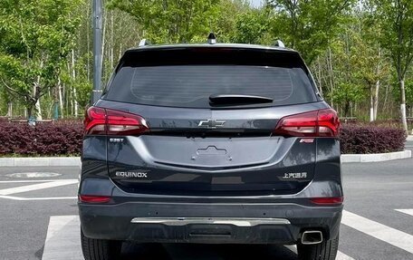 Chevrolet Equinox III, 2021 год, 1 400 300 рублей, 7 фотография
