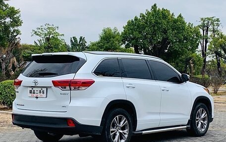 Toyota Highlander III, 2021 год, 3 120 000 рублей, 5 фотография