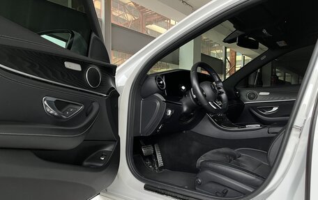 Mercedes-Benz E-Класс, 2020 год, 5 050 000 рублей, 10 фотография