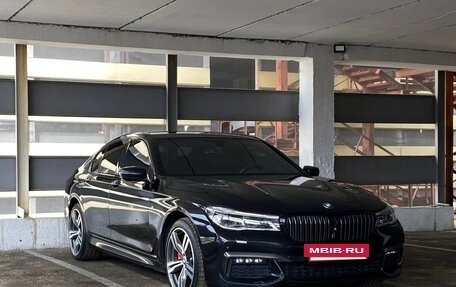 BMW 7 серия, 2018 год, 3 815 000 рублей, 3 фотография