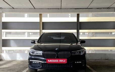 BMW 7 серия, 2018 год, 3 815 000 рублей, 2 фотография