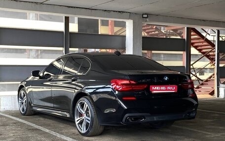 BMW 7 серия, 2018 год, 3 815 000 рублей, 4 фотография