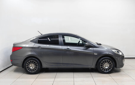 Hyundai Solaris II рестайлинг, 2011 год, 645 000 рублей, 5 фотография