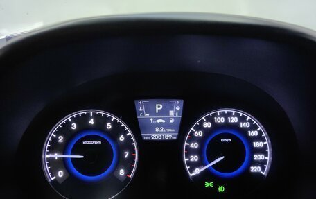 Hyundai Solaris II рестайлинг, 2011 год, 645 000 рублей, 10 фотография