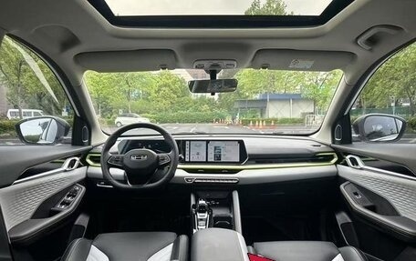 Geely Coolray I, 2022 год, 1 730 000 рублей, 7 фотография