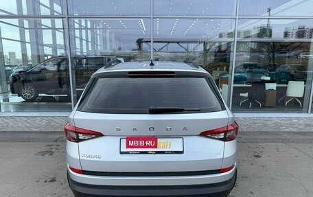 Skoda Kodiaq I, 2019 год, 2 099 000 рублей, 5 фотография