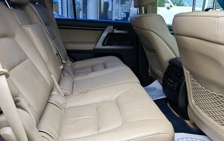 Toyota Land Cruiser 200, 2007 год, 2 300 000 рублей, 8 фотография