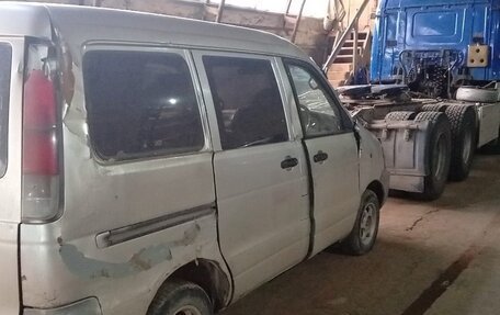 Toyota Lite Ace IV, 2001 год, 200 000 рублей, 4 фотография