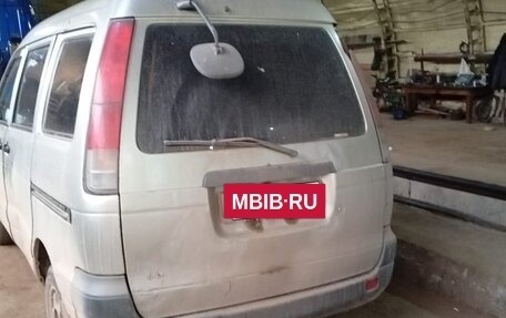 Toyota Lite Ace IV, 2001 год, 200 000 рублей, 3 фотография