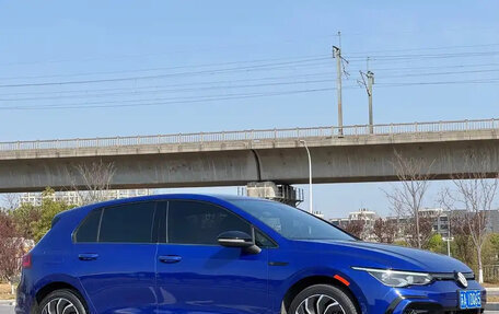 Volkswagen Golf VIII, 2021 год, 1 740 000 рублей, 3 фотография