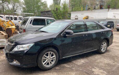 Toyota Camry, 2014 год, 2 600 000 рублей, 2 фотография