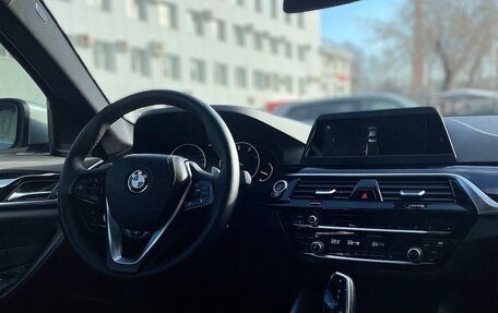BMW 5 серия, 2020 год, 2 900 000 рублей, 9 фотография