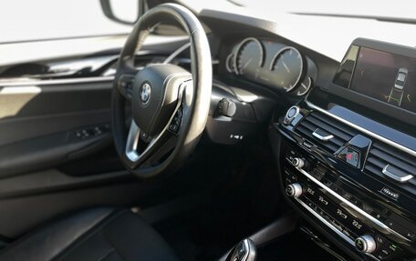 BMW 5 серия, 2020 год, 2 900 000 рублей, 13 фотография