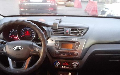 KIA Rio III рестайлинг, 2012 год, 530 000 рублей, 14 фотография