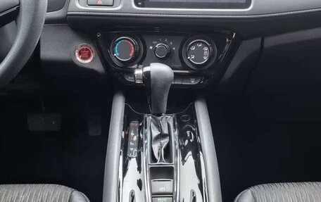 Honda Vezel, 2020 год, 1 475 000 рублей, 12 фотография