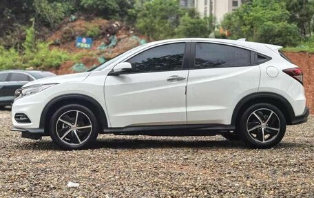 Honda Vezel, 2020 год, 1 475 000 рублей, 7 фотография