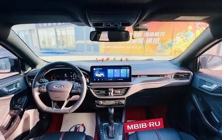 Ford Focus IV, 2022 год, 1 390 099 рублей, 7 фотография