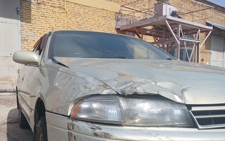Toyota Carina, 1993 год, 250 000 рублей, 3 фотография