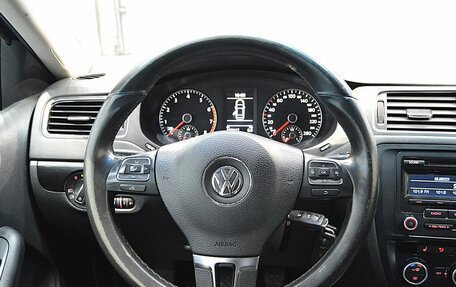 Volkswagen Jetta VI, 2012 год, 890 000 рублей, 11 фотография