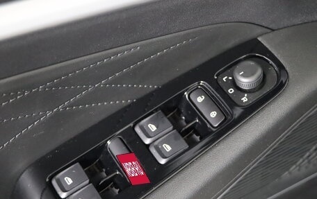 Geely Emgrand, 2024 год, 2 393 990 рублей, 17 фотография