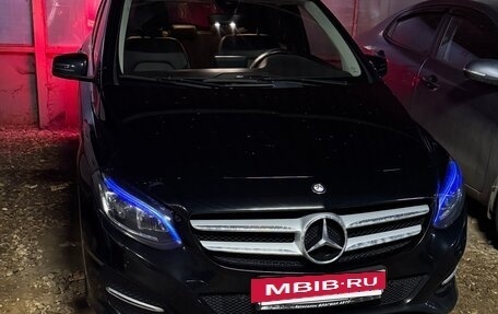 Mercedes-Benz B-Класс, 2016 год, 1 600 000 рублей, 8 фотография