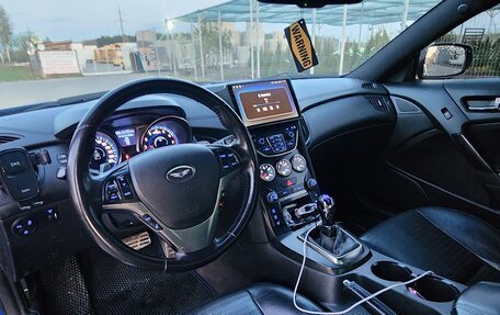 Hyundai Genesis Coupe I рестайлинг, 2012 год, 1 700 000 рублей, 5 фотография