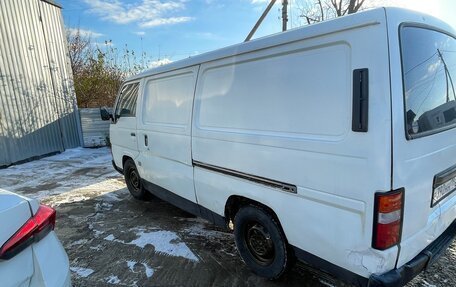 Nissan Homy IV, 1991 год, 225 000 рублей, 2 фотография