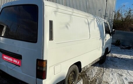 Nissan Homy IV, 1991 год, 225 000 рублей, 4 фотография