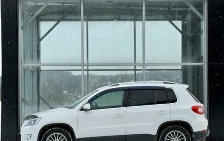 Volkswagen Tiguan I, 2011 год, 985 000 рублей, 3 фотография