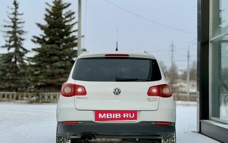 Volkswagen Tiguan I, 2011 год, 985 000 рублей, 4 фотография