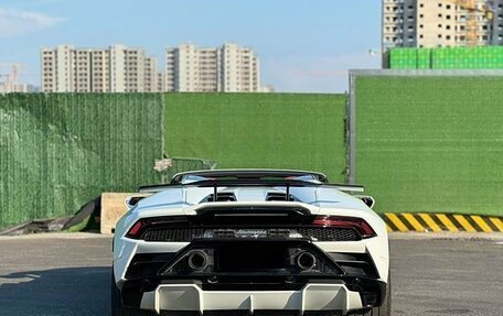 Lamborghini Huracán, 2022 год, 20 000 222 рублей, 14 фотография