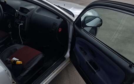 Mitsubishi Carisma I, 2003 год, 215 000 рублей, 10 фотография