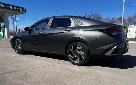 Hyundai Elantra, 2023 год, 2 199 000 рублей, 8 фотография