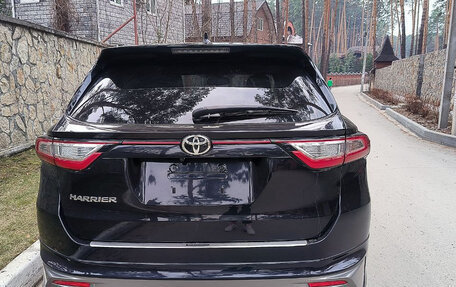Toyota Harrier, 2019 год, 3 110 000 рублей, 12 фотография