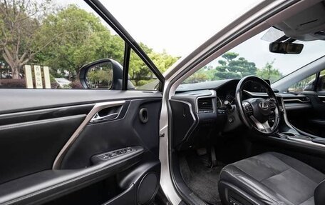 Lexus RX IV рестайлинг, 2022 год, 3 940 000 рублей, 8 фотография