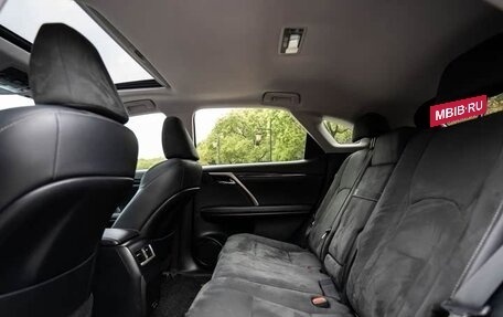 Lexus RX IV рестайлинг, 2022 год, 3 940 000 рублей, 9 фотография