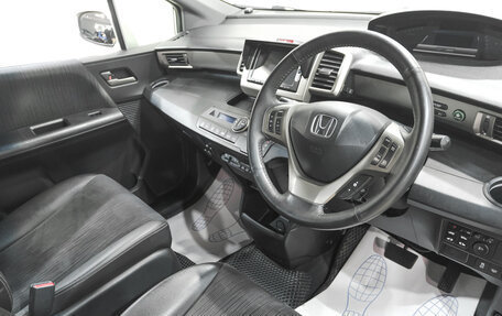 Honda Freed I, 2014 год, 1 399 000 рублей, 6 фотография