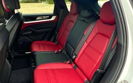 Porsche Cayenne III, 2025 год, 21 000 000 рублей, 8 фотография
